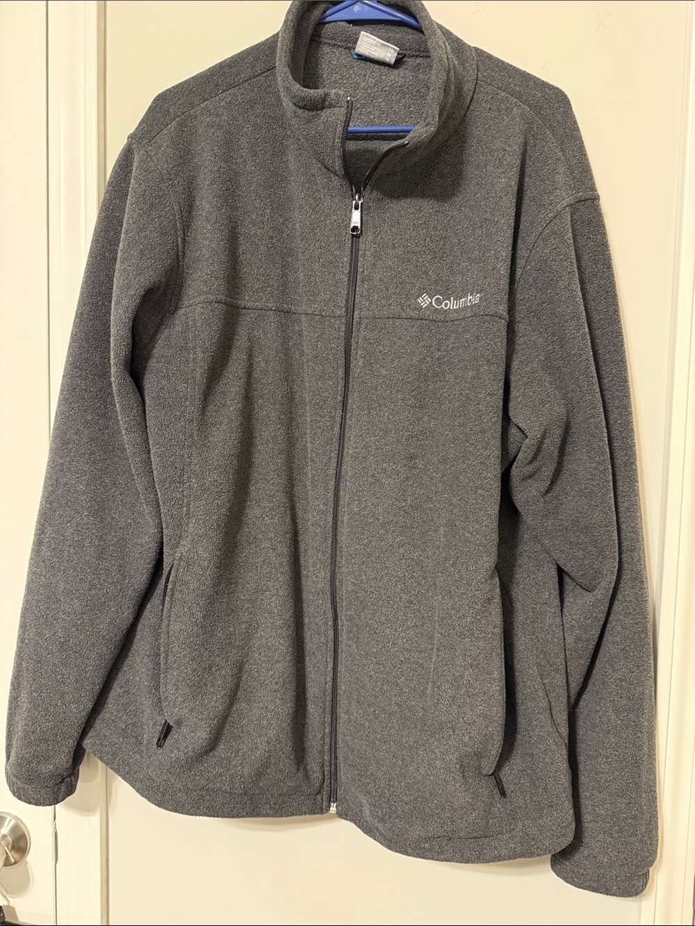 Columbia Dark Gray Full-Zip Lightweight Fleece Jacket
